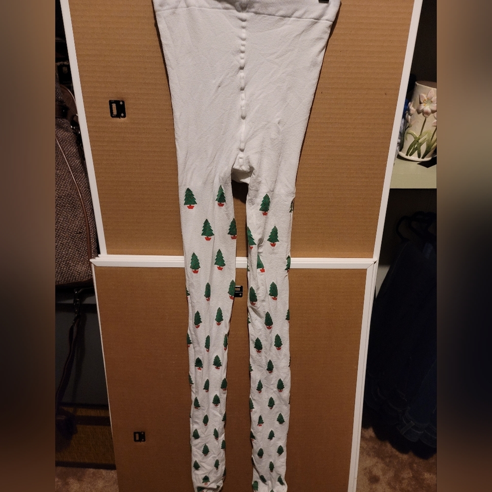 Snag tights limited edition Christmas tree tights